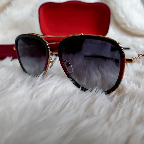 Gucci Red and Gold Sunglasses GG0062S - Picture 2 of 4